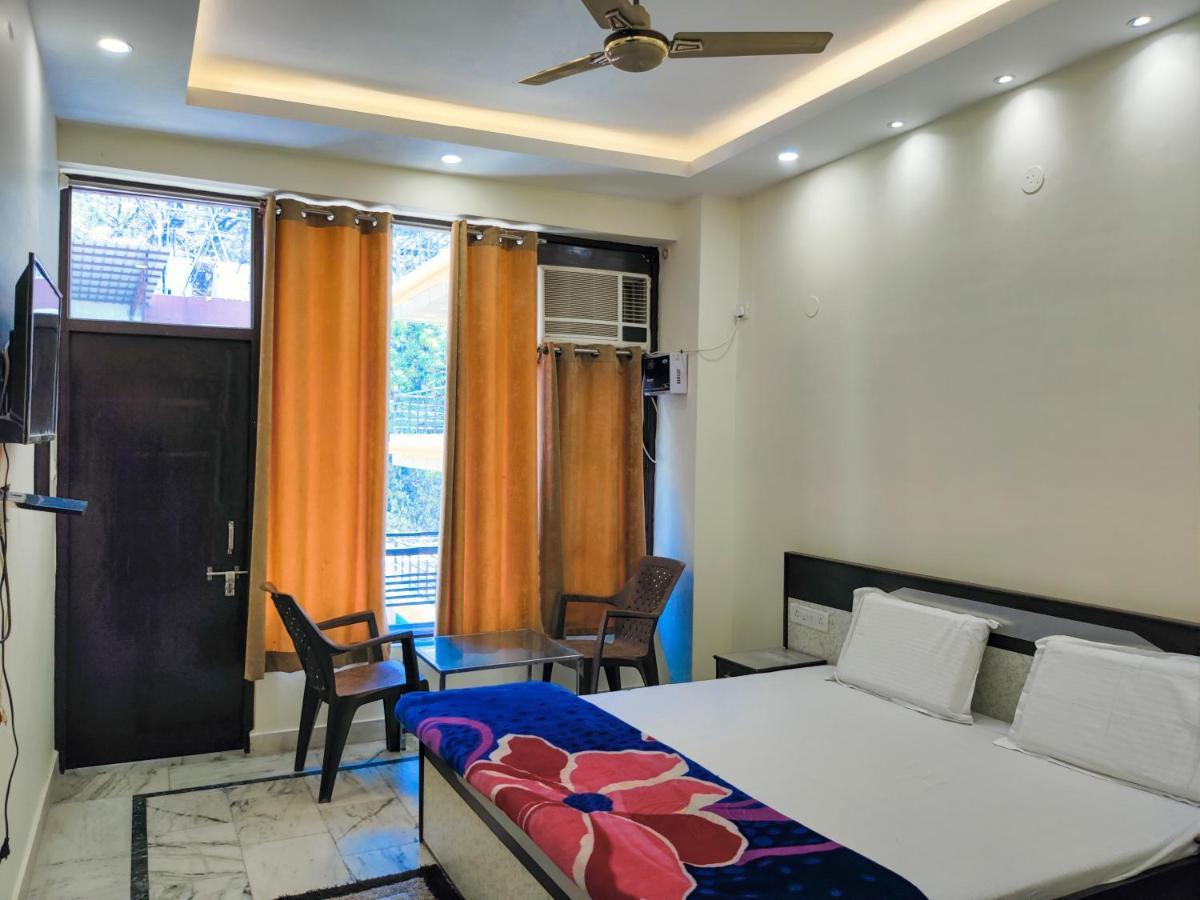 Hotel Orange Classic Rishīkesh Zewnętrze zdjęcie