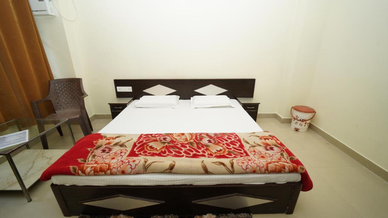 Hotel Orange Classic Rishīkesh Zewnętrze zdjęcie