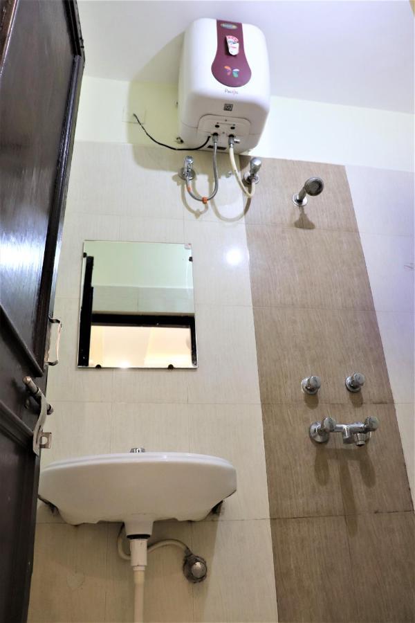 Hotel Orange Classic Rishīkesh Zewnętrze zdjęcie