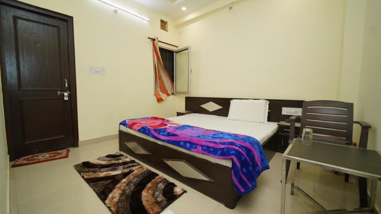 Hotel Orange Classic Rishīkesh Zewnętrze zdjęcie